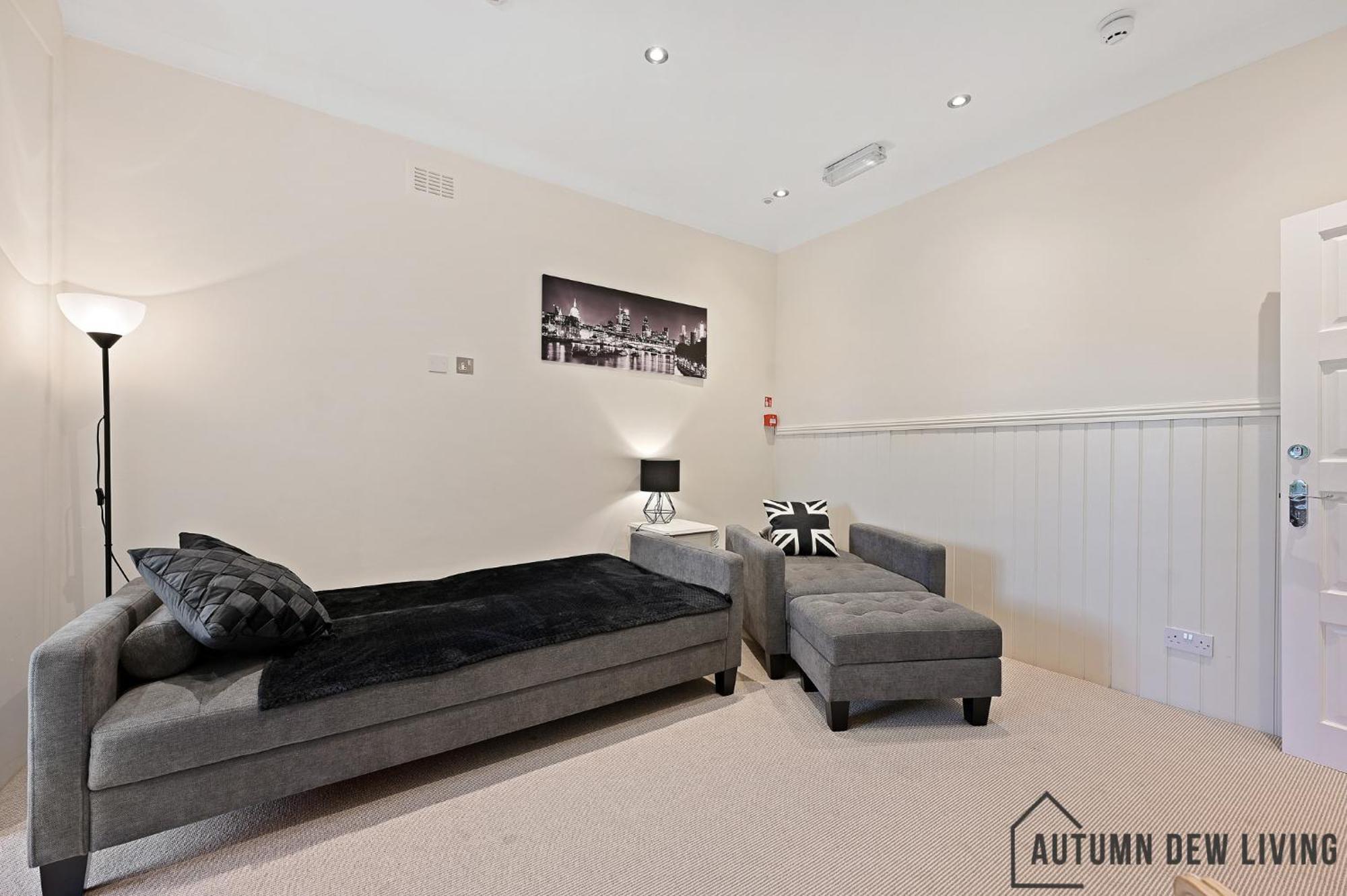 דירות לונדון Beautiful 2 King Size Beds 2 Bath- Sleeps 5 In Earls Court מראה חיצוני תמונה